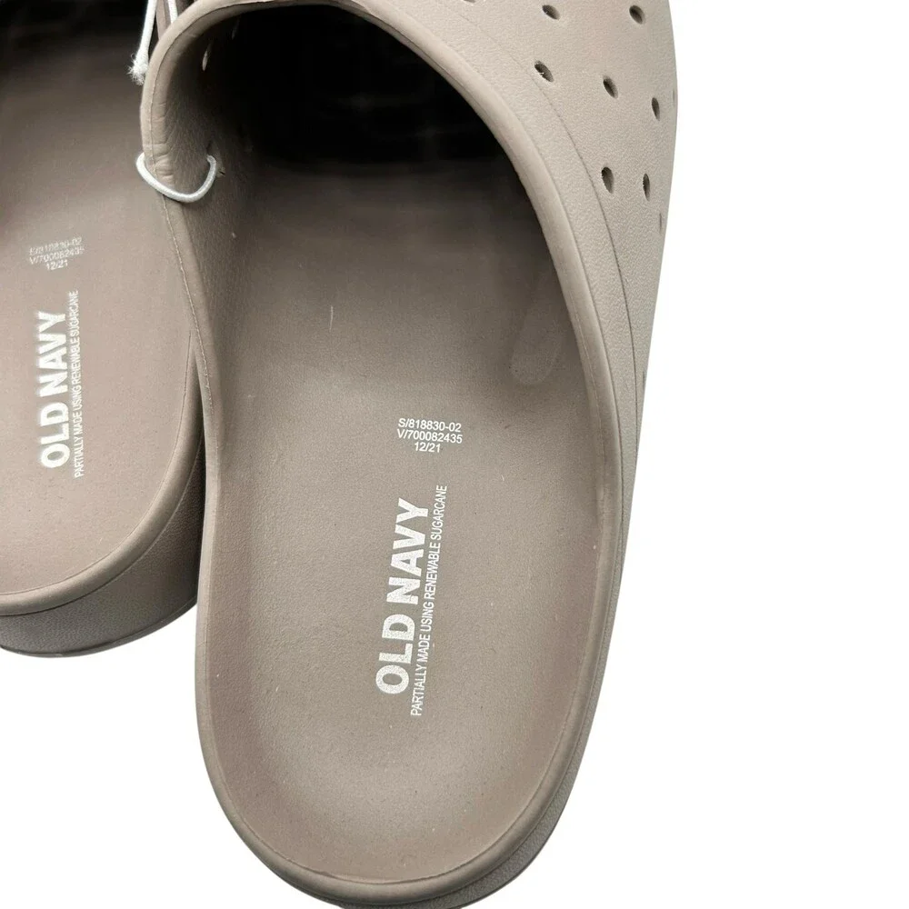 Old Navy tan clogs